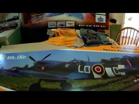 (The New) FlightLine RC.   Mk.IXc  Supermarine Spitfire  1200mm Warbird (Un-Boxing)