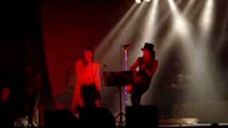 Hada - Freak show bunbury and carlos ann