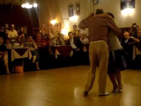 2012 Osvaldo y Coca en Lujos, Yo te quiero mi bien