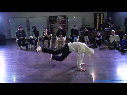 kids pro bboy Lil Dimon vs DNK - "ALL OPTION" break dance battle