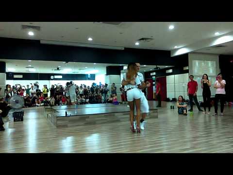 Felicien Rossa & Isabelle Periac - Kizomba Extremo 2015, Demo 4 (Advanced Partnerwork)