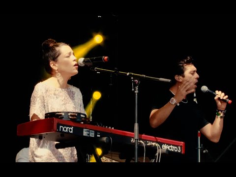 Natalia Lafourcade + Gepe  - Amor, Amor De Mis Amores