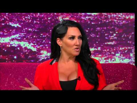Hey Qween! BONUS: Michelle Visage On Reading Unprofessional Qweens