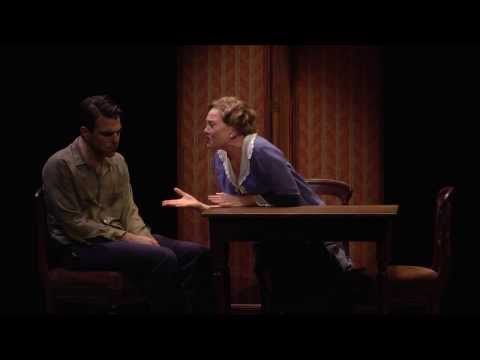 The Glass Menagerie Receives Standing Ovation on Opening Night