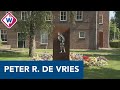 Bloemen uitvaart Peter R. de Vries bij Haags monument omgekomen vluchtelingen gelegd
