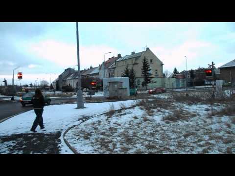 Přejezd AŽD 71 a vlak Os 5298 - Chomutov, 13. 1. 2013