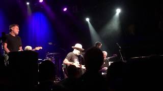 Ben Harper & Charlie Musselwhite - Love and Trust