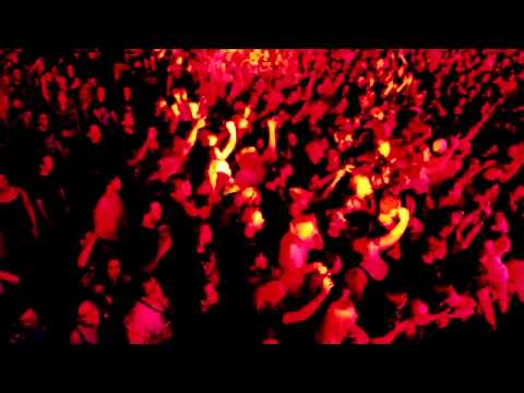 blink-182 - Heart's All Gone