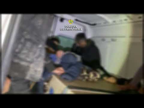 21 de migranţi, găsiţi la Nădlac