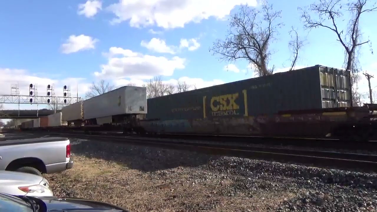 #14788 CSX I033-17 Intermodal train