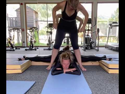 Training mit meiner Frau 😊#beweglichkeit #contortion #flexibility #stretching #yoga #spagat