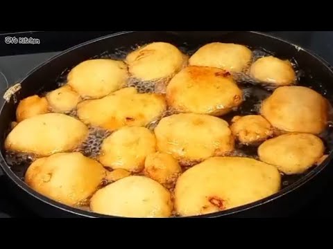 Quick and Popular Nigerian Breakfast: Nigerian Akara Recipe | How to fry Nigerian Akara