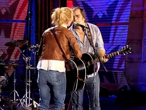 Steve Earle & Allison Moorer - Where Have All The Flowers Gone (Live at Farm Aid 2006)