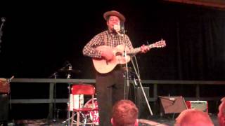Dom Flemons Performing Henry Thomas's "Charming Betsy"