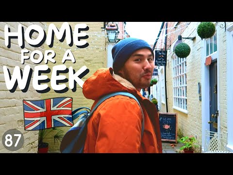 Taking our narrowboat to an English market town | Devizes, K&A - 87