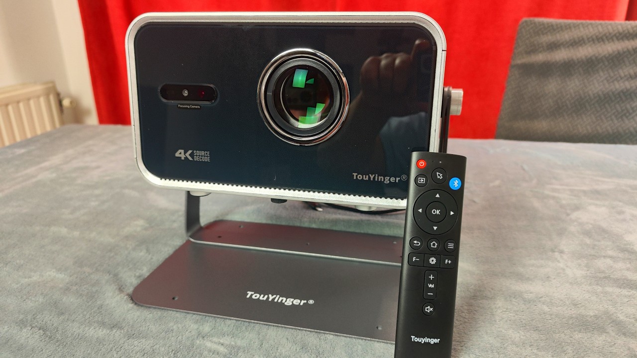 Этот проектор я взял себе Touyinger H7 Plus