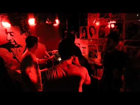 King Hi-Fi Sound System ft COOKAH & LIKKLE FERGUSON @ Le Poulpe