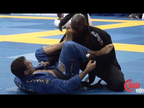 Eduardo Santoro VS Kevin Casey / Pan Championship 20111