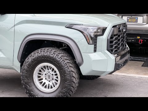NYTOP 3rd Gen Tundra/Sequoia Carbon Fiber Fender Flares