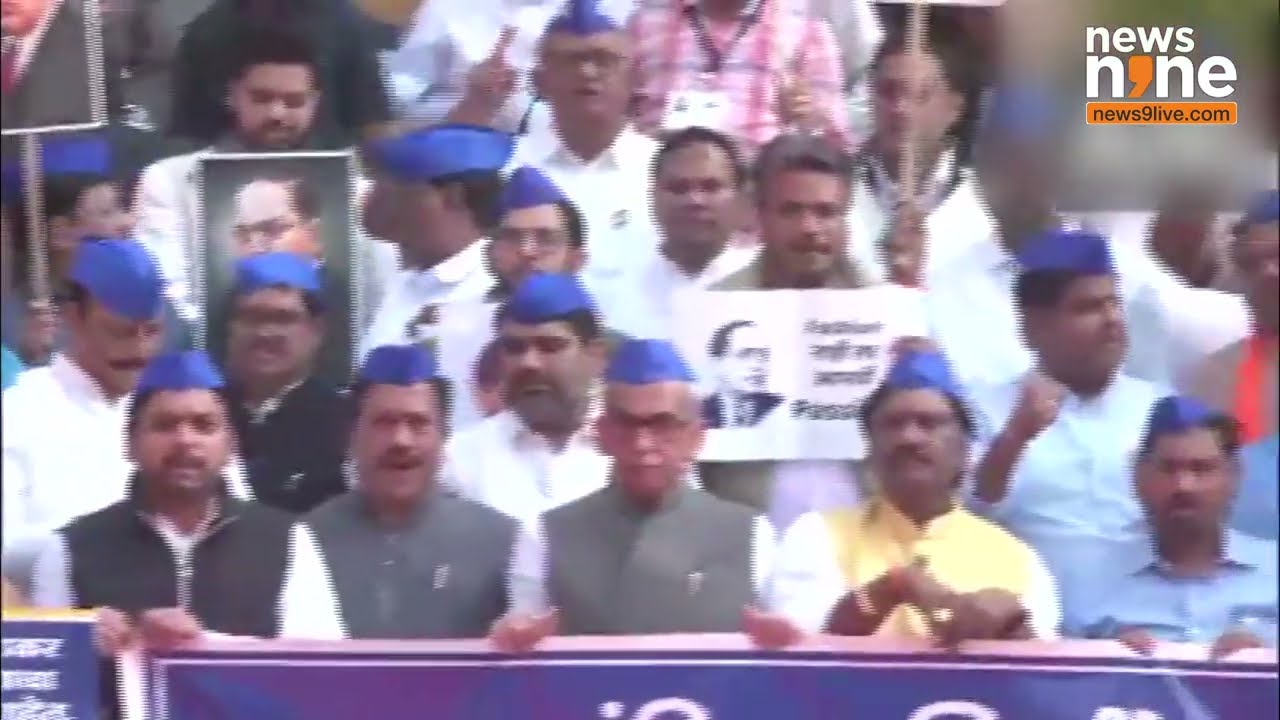 MVA Protest Outside Maharashtra Assembly Against Amit Shah | Winter Session | News9