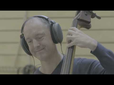 Iloinen joululaulu - Uusikuu Christmas greeting