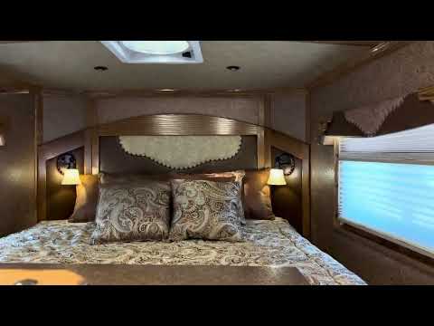 2015 Elite 3 horse 14’8 Lq