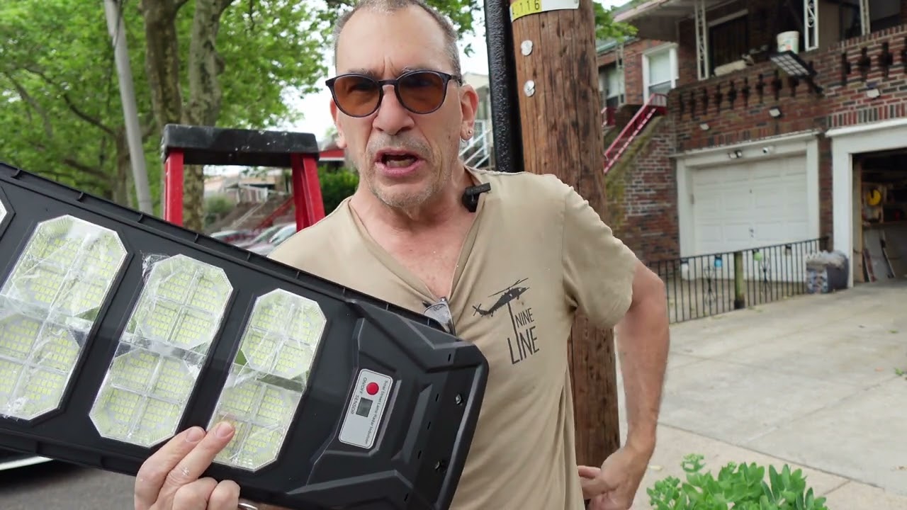 VowelsOne 800W Solar Street Lights Outdoor Waterproof, LED Street Light Solar Powered,80000L