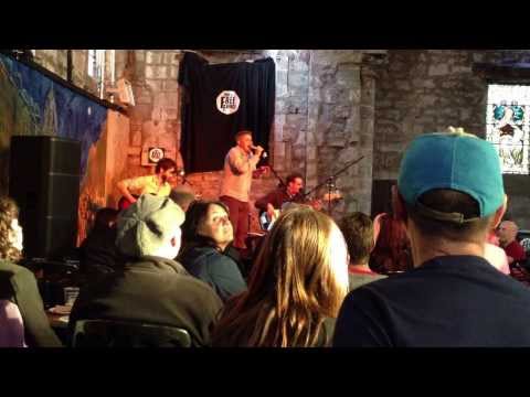 GLASGOW - Tron Kirk. 2