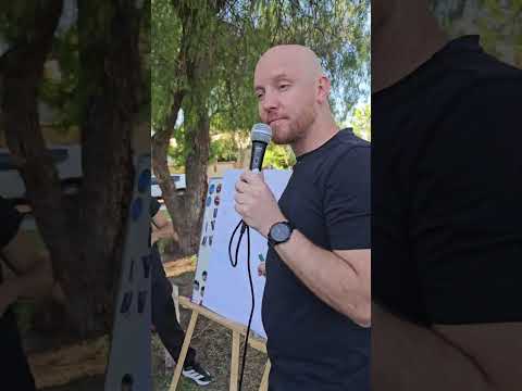 Más espacios públicos.