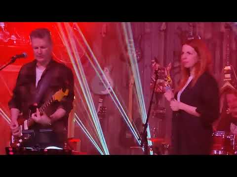 Sõpruse Puiestee - Armastuse vajadus (live)