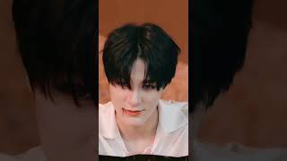 Download lagu Lee Jeno | Clean Bandit - Tears ( feat Lousa Johnson) #short #leejeno mp3