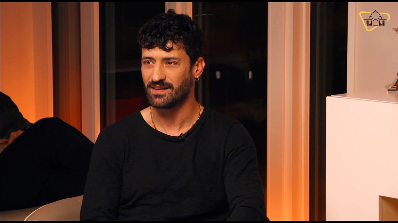 Ersan Mondtag: „Das Leben hat eine miserable Dramaturgie - es endet immer mit dem Tod“