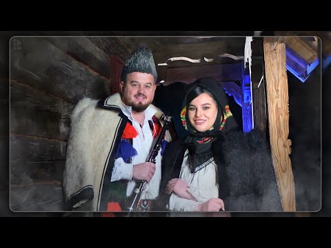 Dora Andreea ❄ De Crăciun, doru-i mai greu (Colind 2025) 🎄