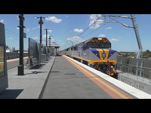 VL357+VL353 passing Clayton P1