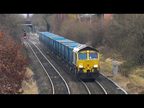 Freightliner Class 66 No. 66523 on 6F33 Bredbury - Runcorn Folly Lane on 23.12.20 - HD