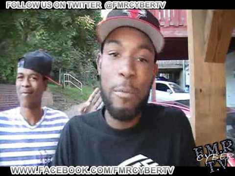 GIZZLE ROSE & ILLA WIT'DA FLOW SPITTING IM SO FLY SONG OFF THER MIXTAPE COOLEY HIGH