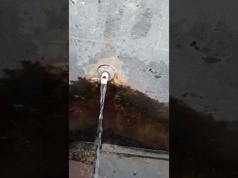 Erzincan Ekşisu, maden suyu akan çeşme :))