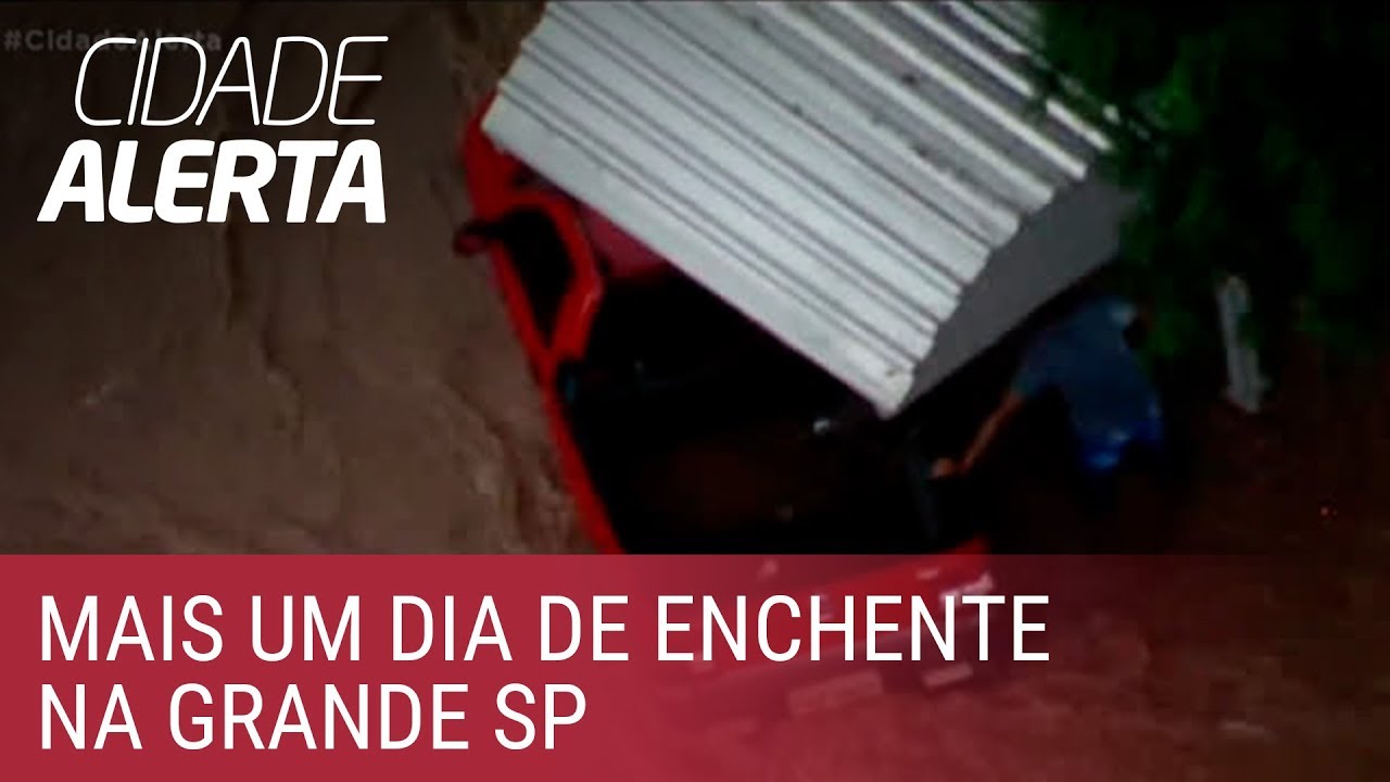 Chuva provoca alagamentos na Grande São Paulo nesta quarta-feira (19)