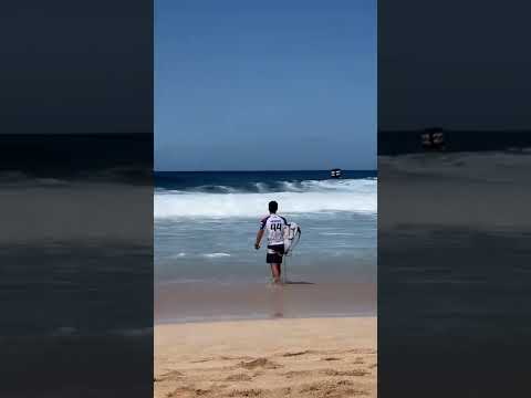 Mesinas Lucca 44.Banzai Pipeline 2022