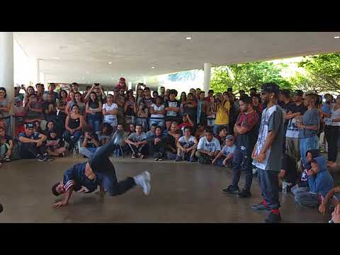 Bboy LuiZika e Bboy Batata vs Bboy Insano e Bboy Tchantcho aniversário da Inglórios