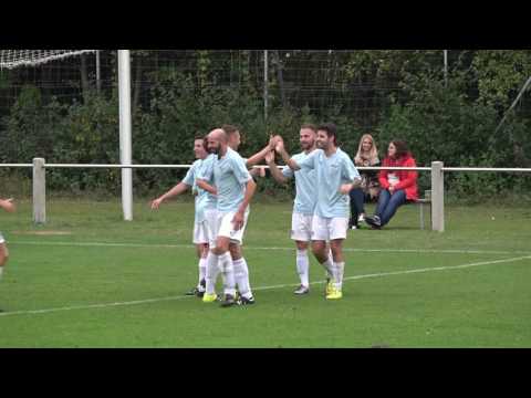 Bernd Eger, er spielt den Ball ins eigene Tor. Neuer Spielstand: 4:1(69.Minute)