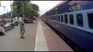 preview picture of video '12345 Saraighat Express with a madly honking WDP-4 #20072!!!'