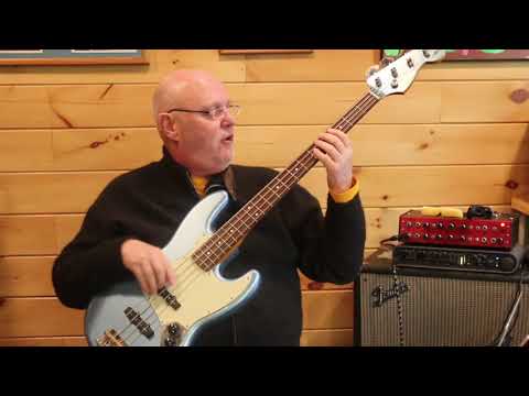 Real Bass Lessons 114 - Mr PC, melody, chords, bass line