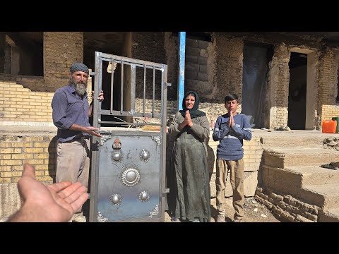 Humanity in Action: A Bedroom Door for a Deaf Family