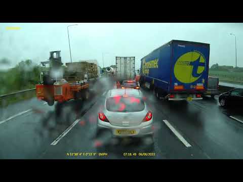 M25 MOTORWAY - HGV ( Time lapse driving. 4k )
