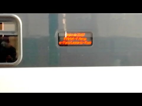 Treno Leonardo Express Jazz per Fiumicino Aeroporto + Regionale Rock 20497 per Fiumicino Aeroporto.