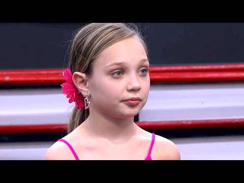 Dance Moms-"PYRAMID AND KELLY THINK MADDIE'S MUSIC SKIPPED ON PURPOSE"(S2E16 Flashback)
