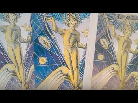 PART 1 - COMPARISON! Crowley's Thoth: U.S. Games vs Original Remastered Edition by AGM (JUL 2017)