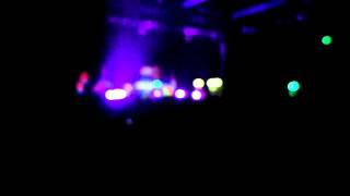 Shaka Ponk - Brunette Localicious - Live au Liberté à Rennes le 30/03/2012