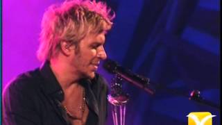 Sin bandera, Kilometros, Festival de Viña 2006